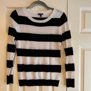 EUC Express Striped Sweatshirt Top! 🚭